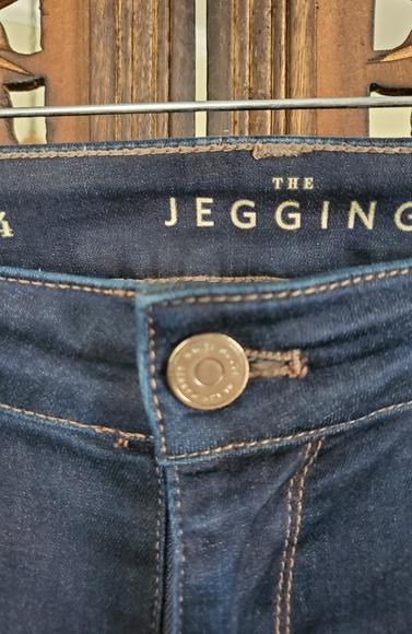 WHBM The Jegging Stretch Skinny Jean - Picture 3 of 6
